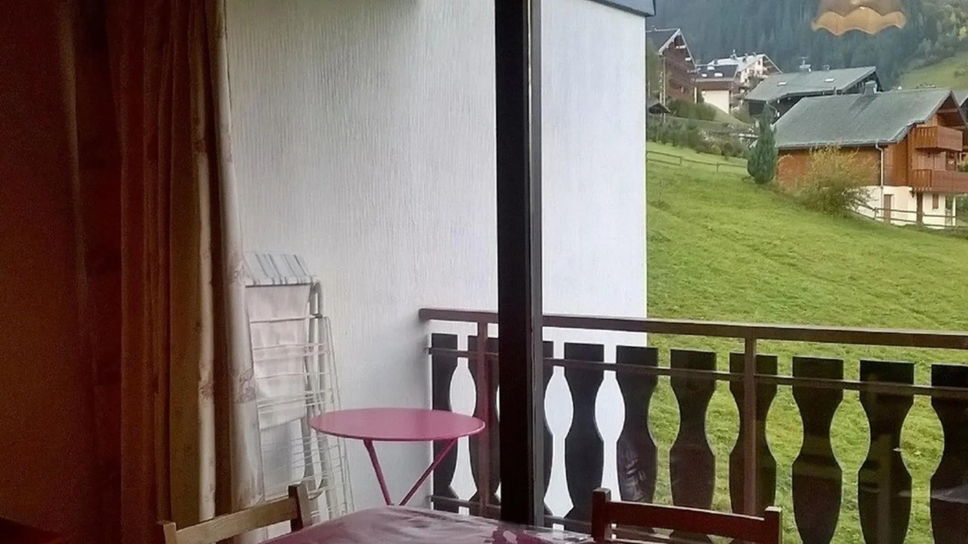 Studio Pour 3 Avec Balcon Expose Sud/Ouest, Proche Centre Et Remontees, Parking Prive - Fr-1-676-73 Chatel